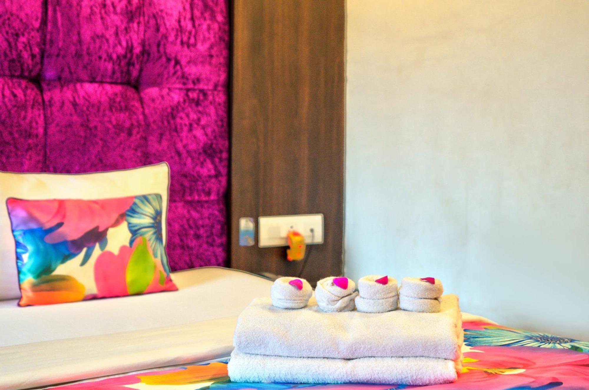 Lemonmint Svelton Manor Hotel Calangute Bagian luar foto