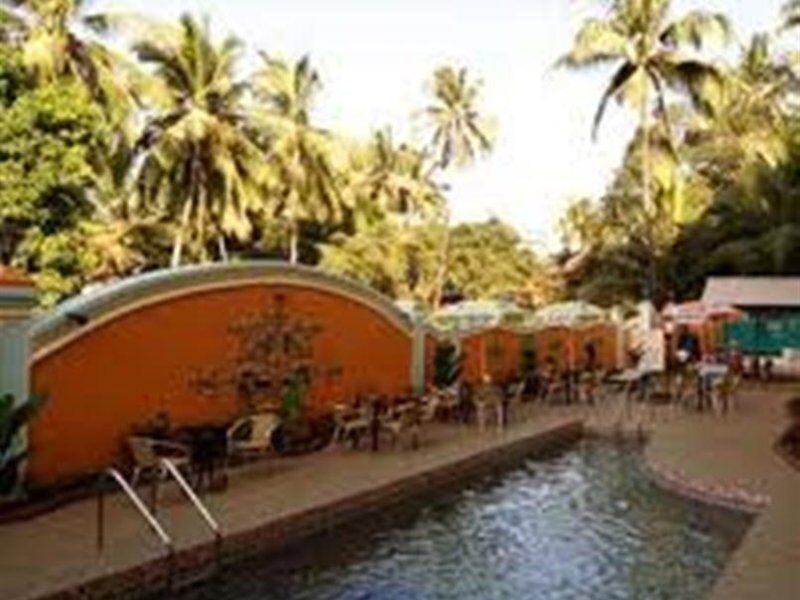 Lemonmint Svelton Manor Hotel Calangute Bagian luar foto